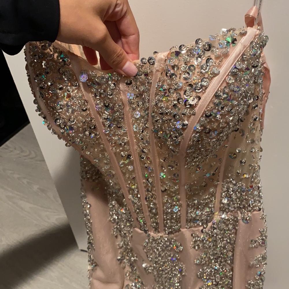 JOVANI STRAPLESS DIAMOND DRESS - SHORT